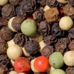 Черный перец горошком